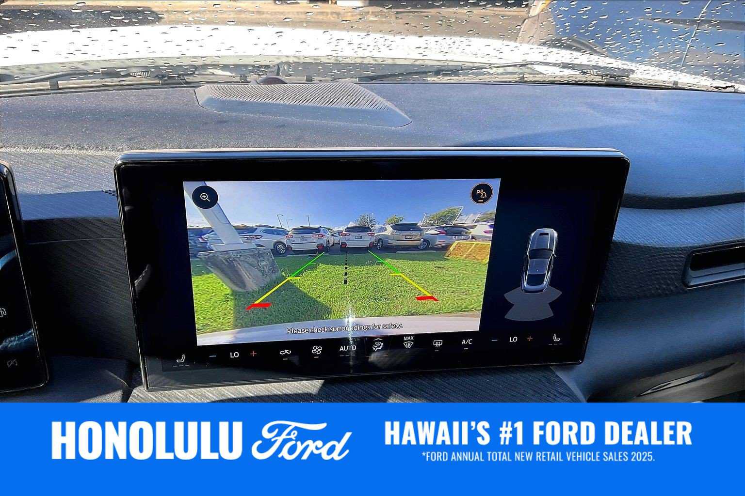 Used 2024 Ford Mustang Convertible RWD image 25
