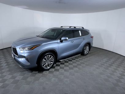 Used 2022 Toyota Highlander Platinum