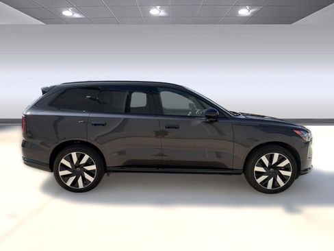 Used 2025 Volvo EX90 Plus AWD/4WD image 8