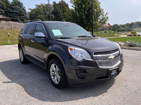 Used 2014 Chevrolet Equinox LT w/ Driver Convenience Package image 3