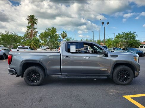 Used 2021 GMC Sierra 1500 Elevation w/ LPO, Elevation Black Package AWD/4WD image 5