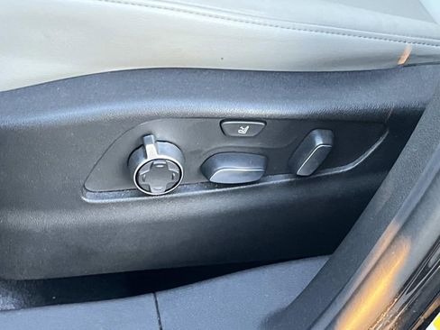 Certified 2023 Cadillac XT4 Premium Luxury w/ Enhanced Visibility Package image 23