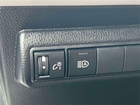 Certified 2023 Toyota Corolla SE image 23