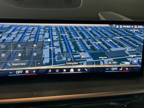 Used 2026 BMW X5 xDrive40i w/ M Sport Package image 23