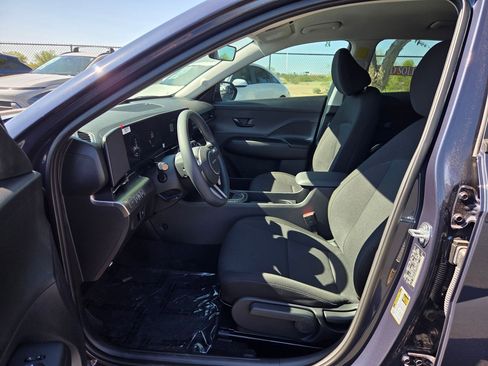 New 2026 Hyundai Kona SE image 14