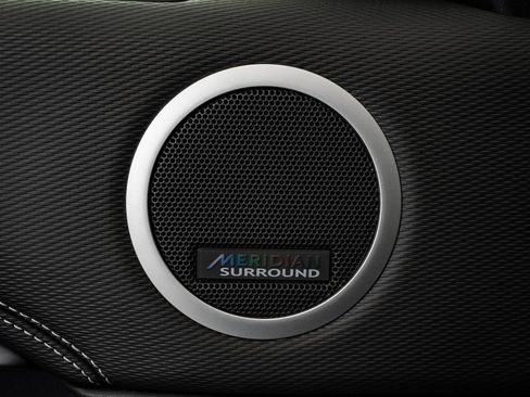 Used 2023 Land Rover Discovery S R-Dynamic image 28