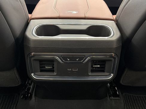 Used 2026 GMC Sierra 1500 Denali Ultimate AWD/4WD image 39