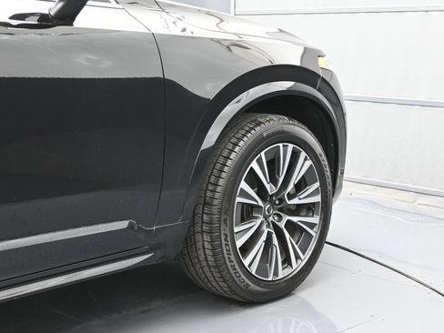 Used 2021 Volvo XC90 T5 Momentum w/ Protection Package Premier FWD image 47