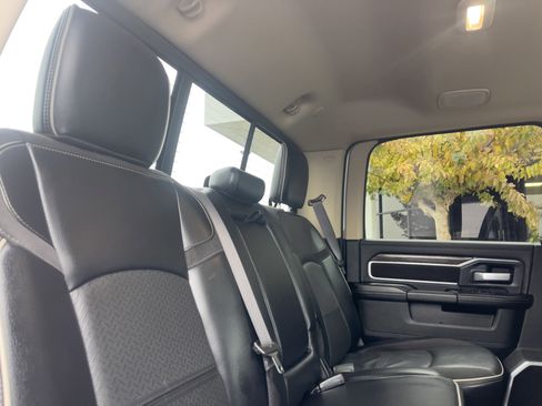 Used 2020 RAM 2500 Laramie image 27