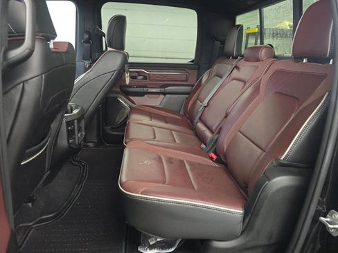 Used 2025 RAM 1500 Limited AWD/4WD image 9