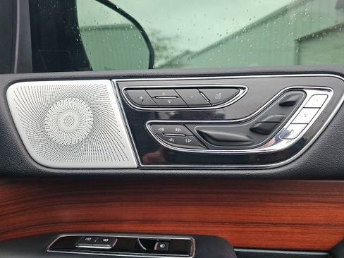 Used 2021 Lincoln Navigator Reserve image 56
