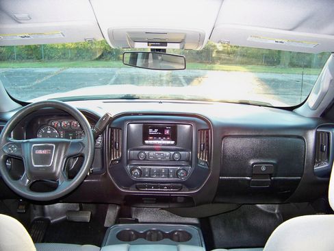 Used 2014 GMC Sierra 1500 4x4 Crew Cab w/ Sierra Appearance Package image 19