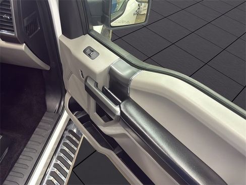 Used 2017 Ford F150 XLT w/ Equipment Group 302A Luxury image 17