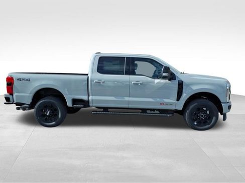 New 2026 Ford F350 Lariat AWD/4WD image 13