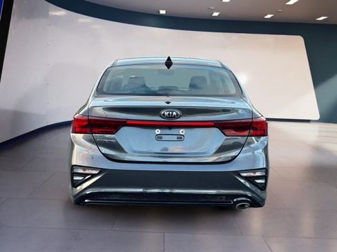 Used 2019 Kia Forte LXS image 4