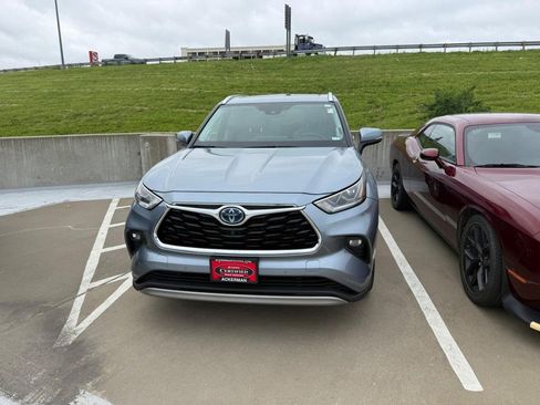 Certified 2020 Toyota Highlander Platinum AWD/4WD image 5