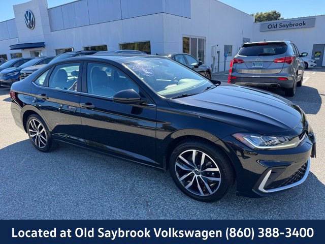 Certified 2025 Volkswagen Jetta SE FWD image 3