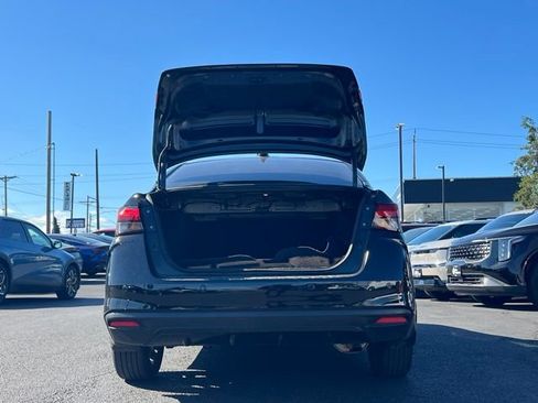 Used 2025 Nissan Versa SV w/ Trunk Package FWD image 8
