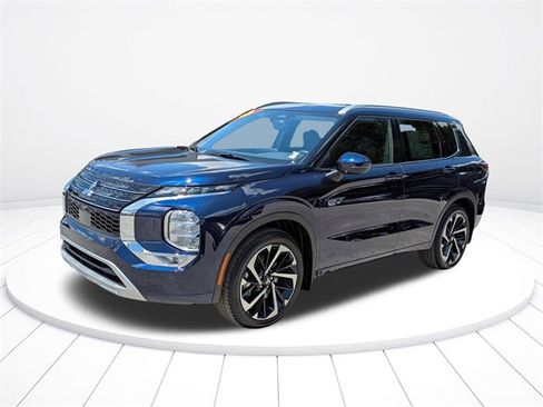 New 2025 Mitsubishi Outlander SEL image 8