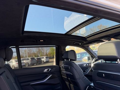 Used 2024 BMW X7 M60i w/ Executive Package AWD/4WD image 10