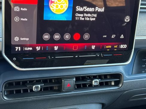 New 2025 Volkswagen ID. Buzz Pro S image 19