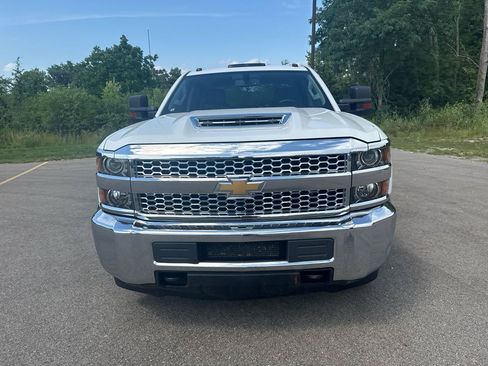 Used 2019 Chevrolet Silverado 3500 W/T w/ WT Convenience Package AWD/4WD image 2