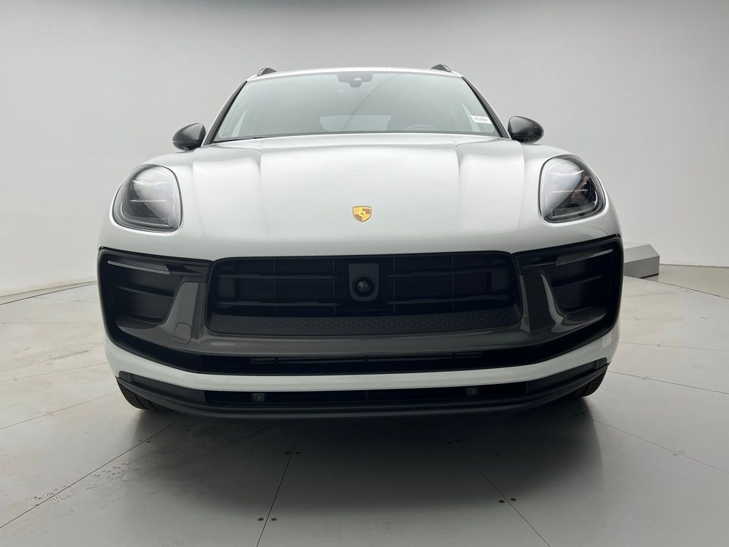 Used 2026 Porsche Macan AWD/4WD image 25