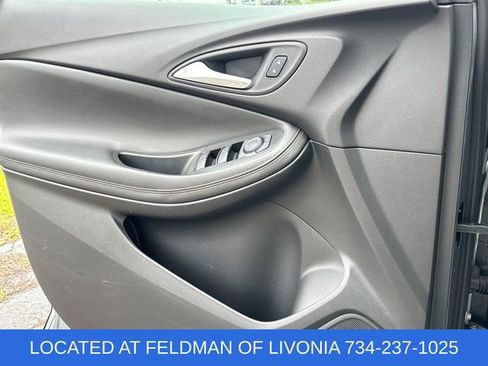 Certified 2025 Buick Encore GX Preferred FWD image 20