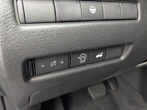 New 2026 Nissan Rogue SV FWD image 13