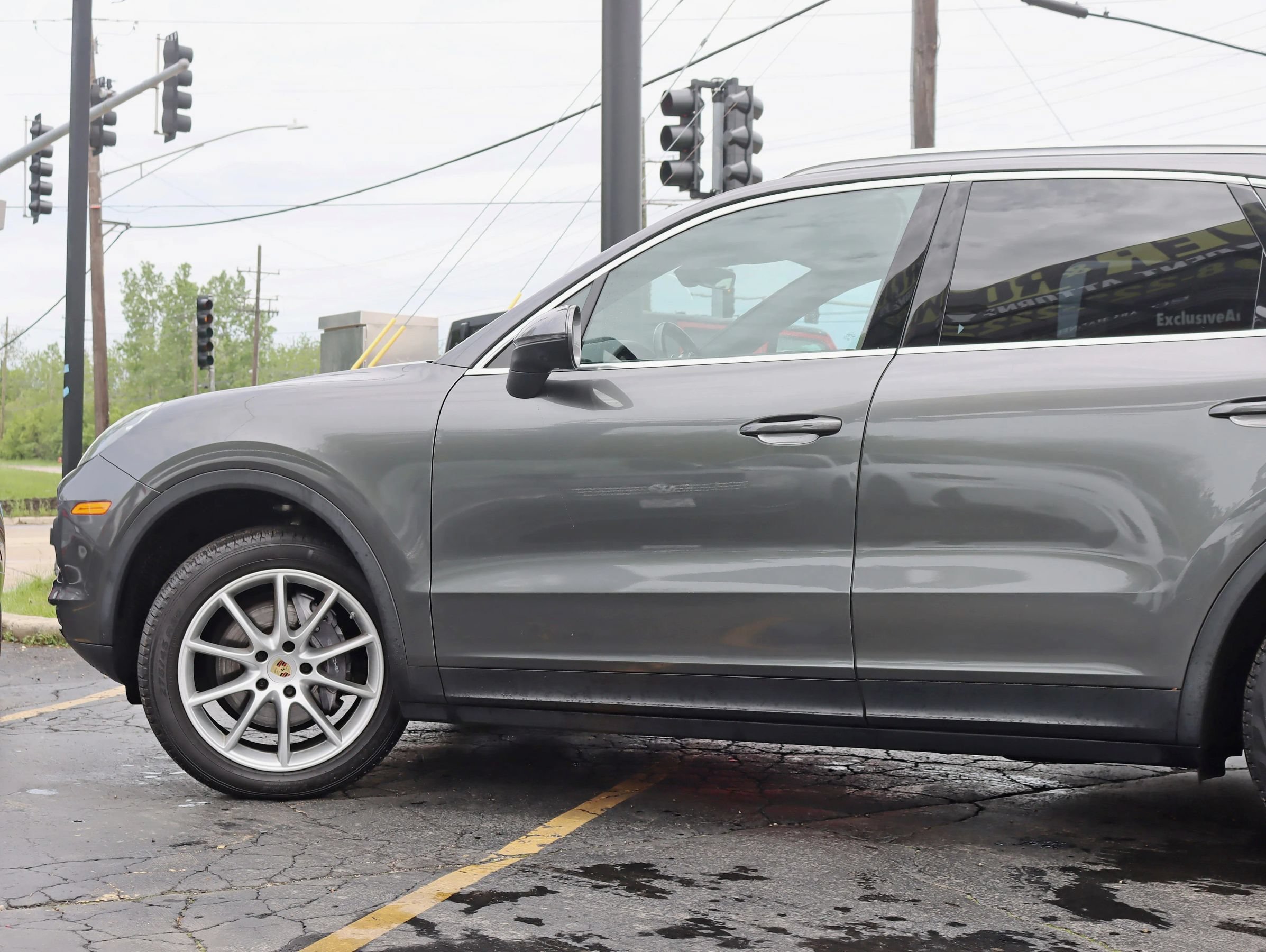 Used 2019 Porsche Cayenne AWD/4WD image 13