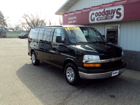 Used 2014 Chevrolet Express 1500 LT w/ LT Preferred Equipment Group image 2