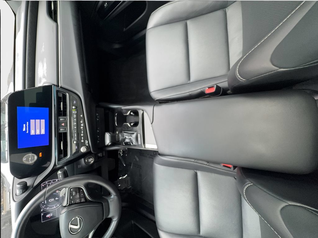 Used 2023 Lexus ES 350 w/ Premium Package FWD image 39