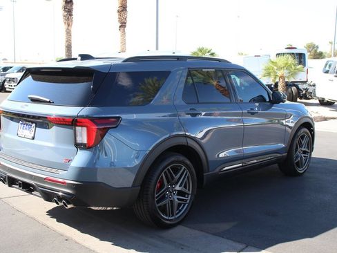 Certified 2026 Ford Explorer ST w/ Sun And Sound Package AWD/4WD image 8