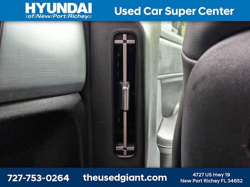 Used 2024 Hyundai Santa Fe Limited image 21