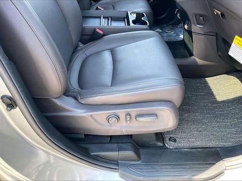 Used 2024 Honda Odyssey EX-L image 38