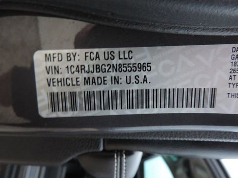 Used 2022 Jeep Grand Cherokee L Limited image 17