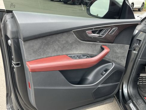 Used 2022 Audi SQ8 Prestige w/ Prestige Package AWD/4WD image 15