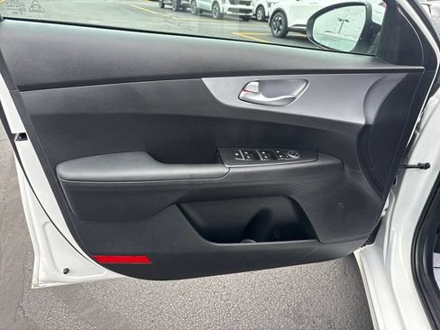 Used 2024 Kia Forte LXS FWD image 13