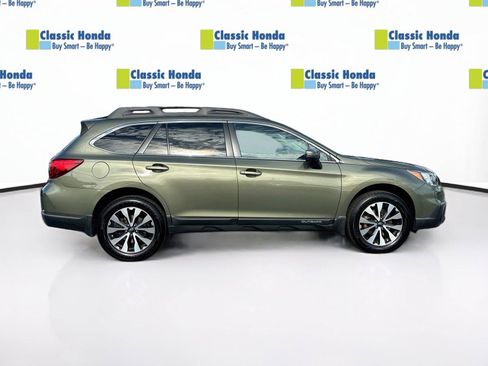 Used 2016 Subaru Outback 3.6R Limited AWD/4WD image 9