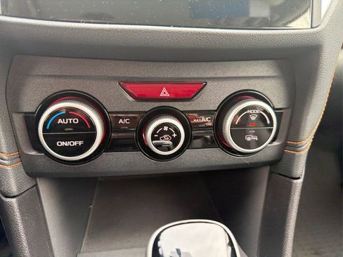 Used 2021 Subaru Crosstrek 2.0i Premium w/ Moonroof Package image 13