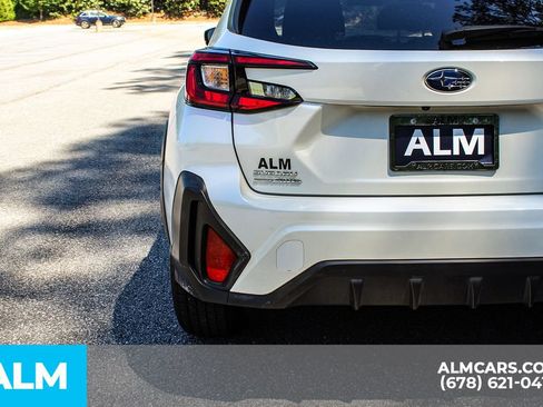 Used 2025 Subaru Crosstrek 2.5i Premium AWD/4WD image 11