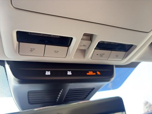 Used 2025 MAZDA CX-90 Plug-In Hybrid w/ Preferred image 28