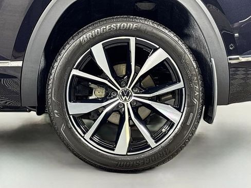 New 2026 Volkswagen Atlas Cross Sport SEL Premium R-Line image 33