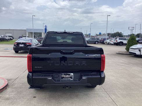 Used 2026 Toyota Tundra SR5 w/ SX Package RWD image 6