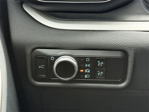 Certified 2023 Ford Explorer XLT image 22