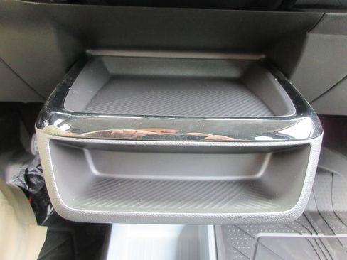 New 2027 Chevrolet Bolt LT FWD image 30