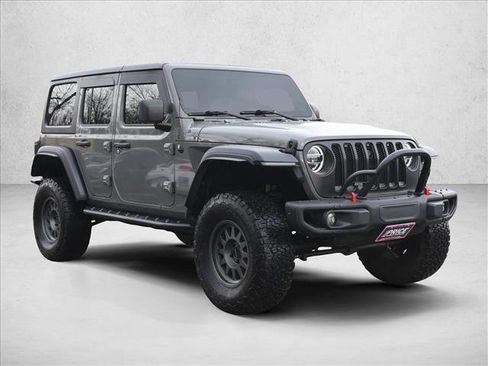 Used 2020 Jeep Wrangler Unlimited Sport image 3