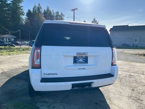Used 2018 GMC Yukon SLT image 7