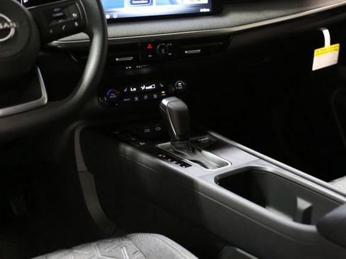 New 2026 Nissan Kicks SV image 15