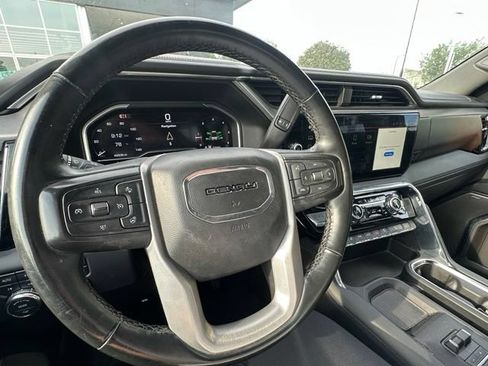 Used 2024 GMC Sierra 2500 Denali w/ Denali Reserve Package AWD/4WD image 23